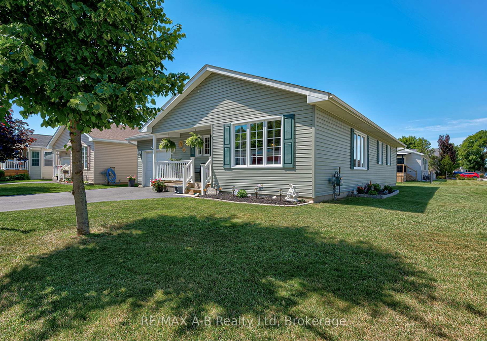 12-kellestine-drive-strathroy-caradoc-ontario-x13494774