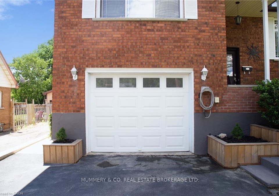 294-south-drive-s-norfolk-ontario-x13494794