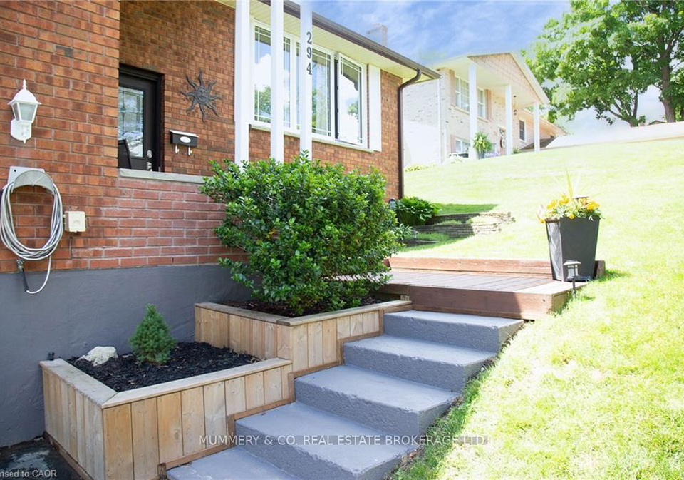 294-south-drive-s-norfolk-ontario-x13494794