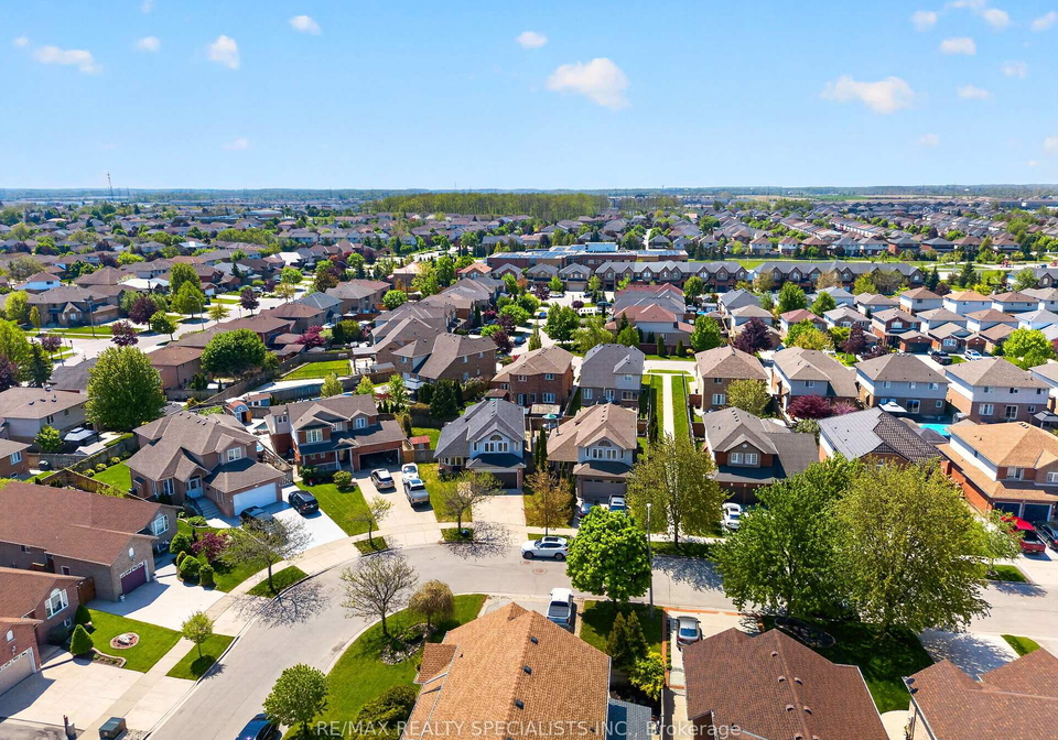 19-sidney-crescent-hamilton-ontario-x13494884