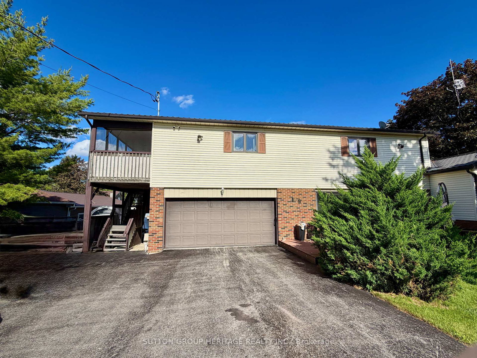 19-robinglade-avenue-kawartha-lakes-ontario-x13494932