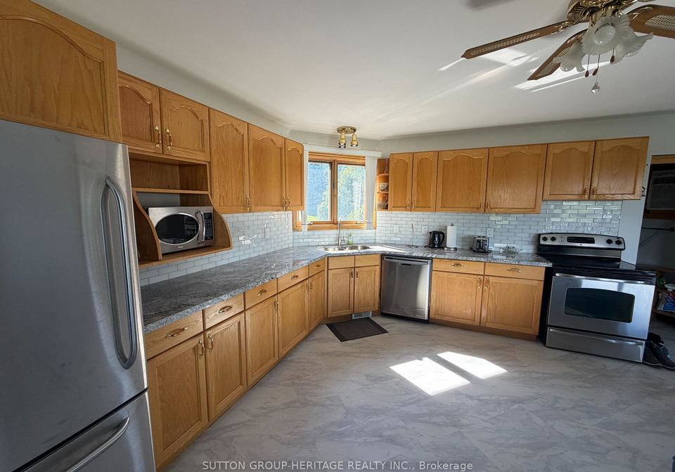 19-robinglade-avenue-kawartha-lakes-ontario-x13494932