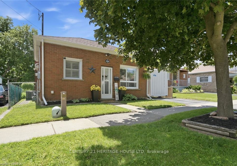 141-east-avenue-e-brantford-ontario-x13495006