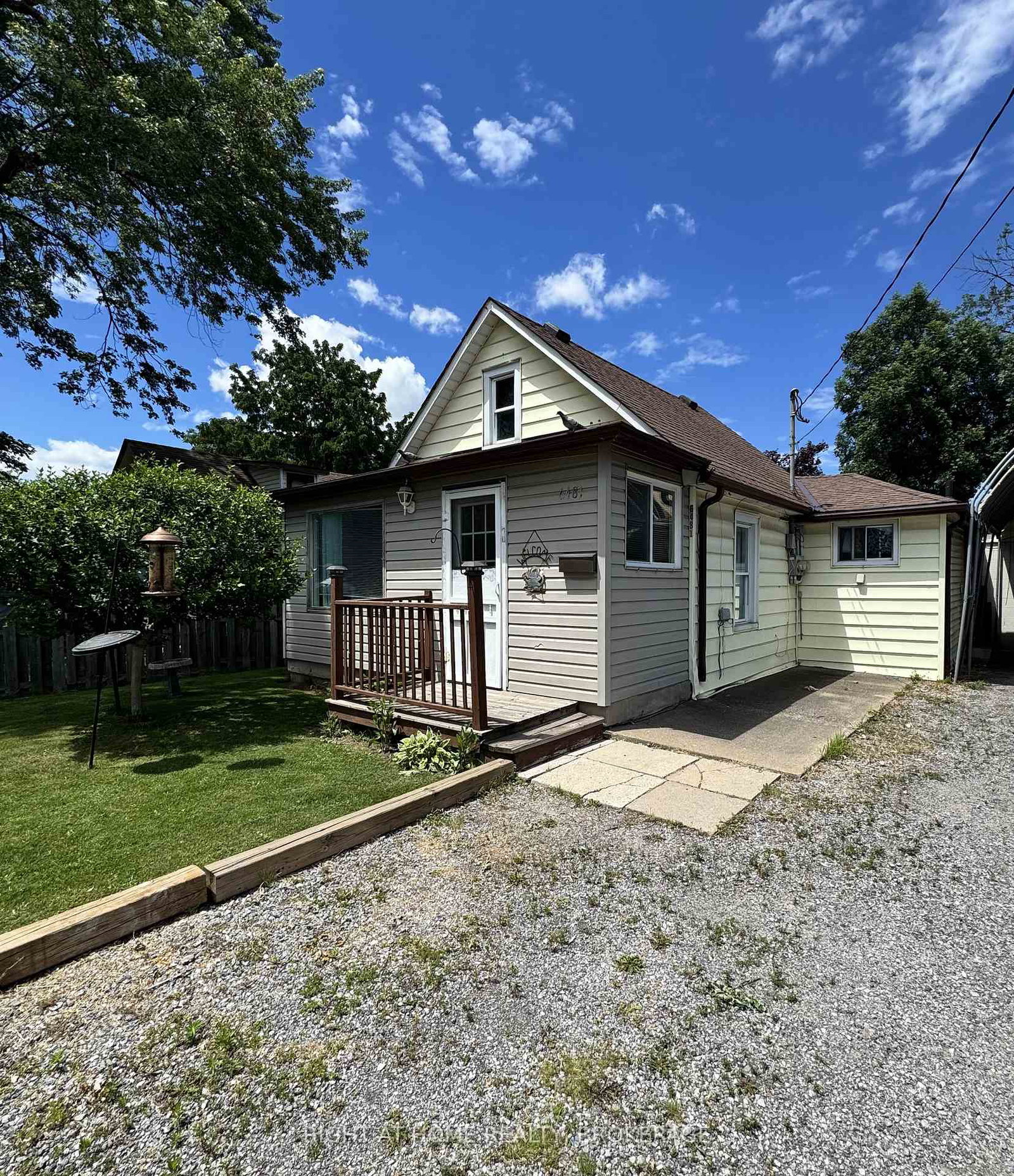 6481-bellevue-street-niagara-falls-ontario-x13495038