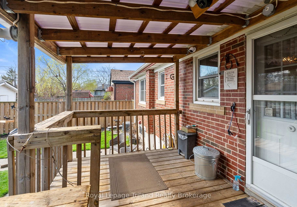 91-wise-crescent-hamilton-ontario-x13495058