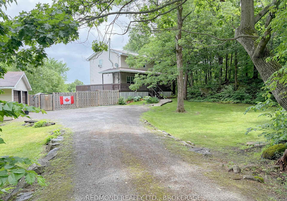 435-county-2-road-front-of-leeds-seeleys-bay-ontario-x13495368