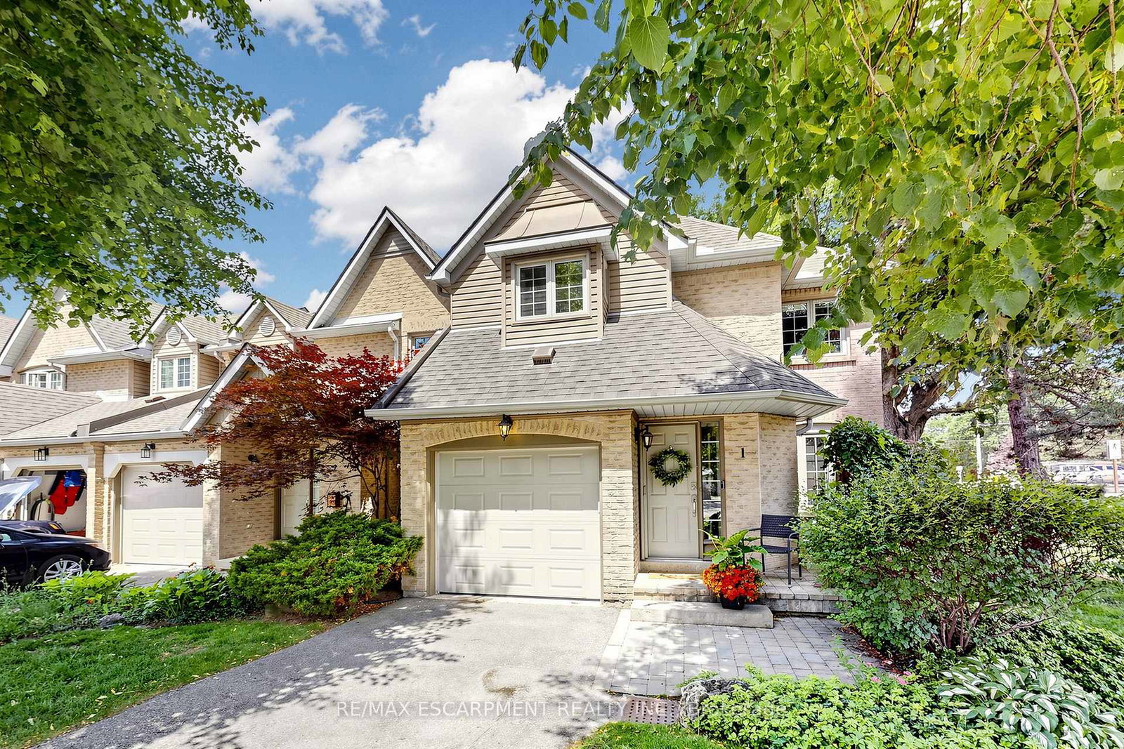 286-hamilton-drive-hamilton-ontario-x13495662