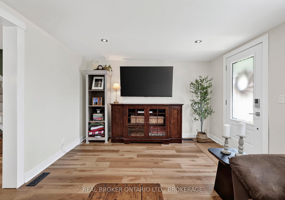 17-pine-street-south-stormont-ontario-x13495948
