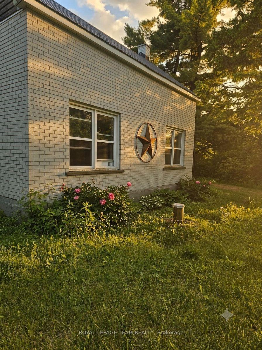 21896-concession-road-10-south-glengarry-ontario-x13495996