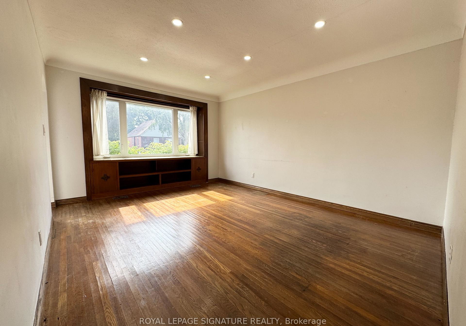 282-east-18th-street-hamilton-ontario-x13496012