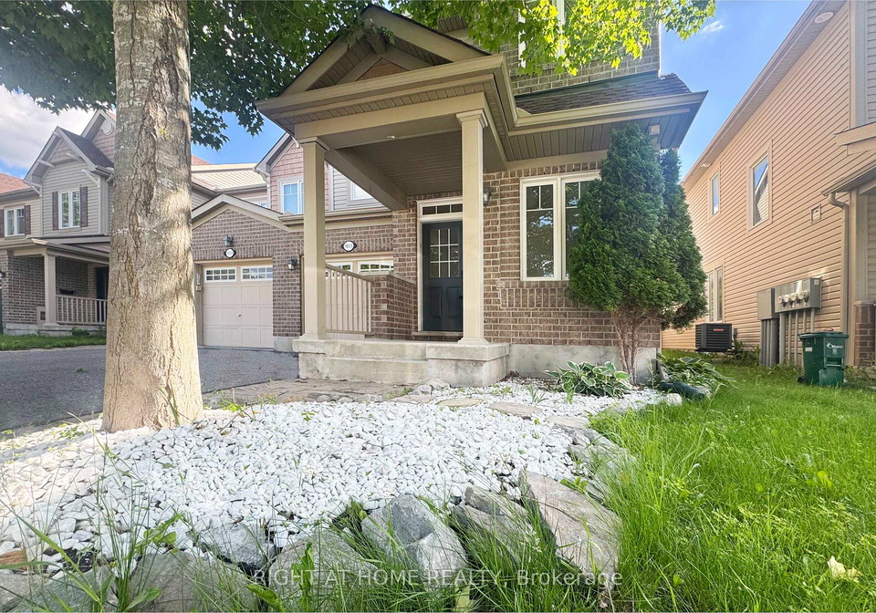 1053-pampero-crescent-ottawa-ontario-x13496576