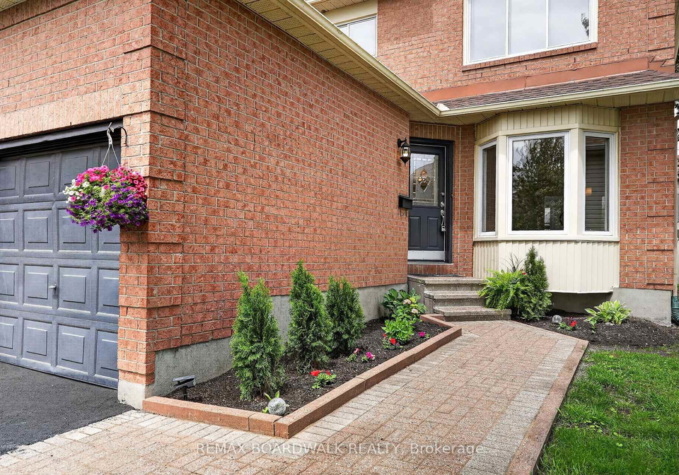 735-clearcrest-crescent-ottawa-ontario-x13496590
