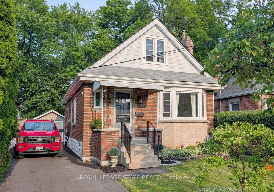 10-dorset-place-hamilton-ontario-x13496728