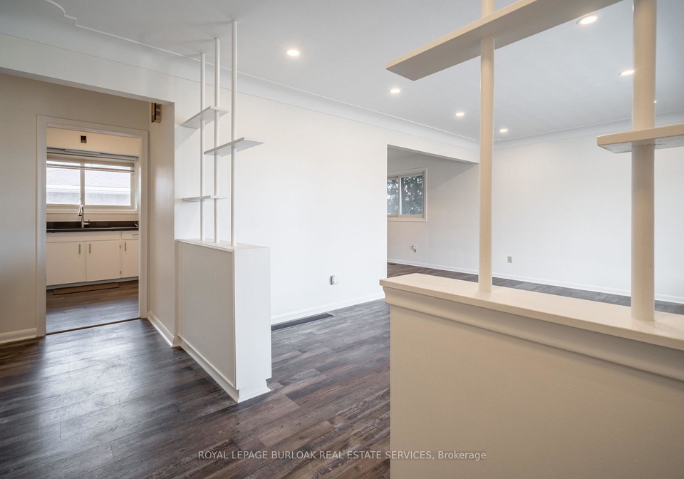 4-starlight-court-hamilton-ontario-x13496778