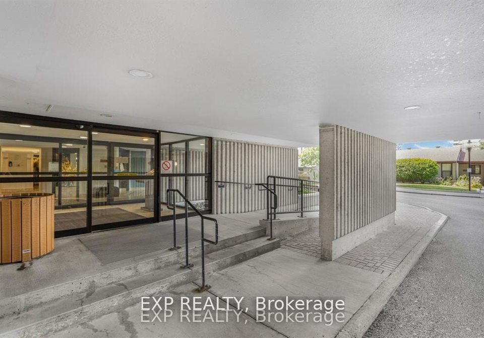 1081-ambleside-drive-e-ottawa-ontario-x13496888