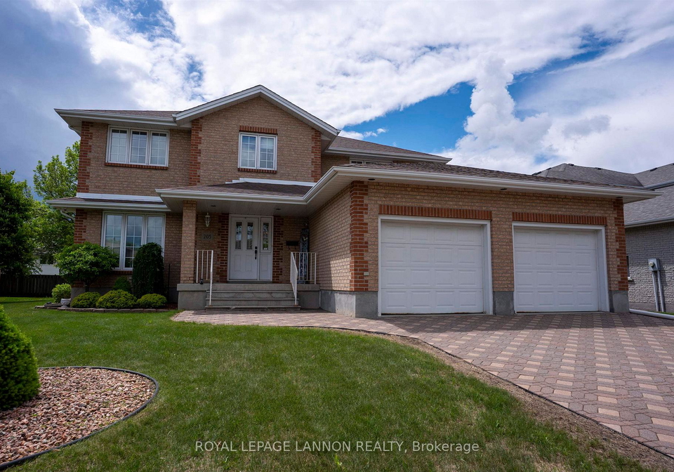 205-kusznier-crescent-thunder-bay-ontario-x13497052