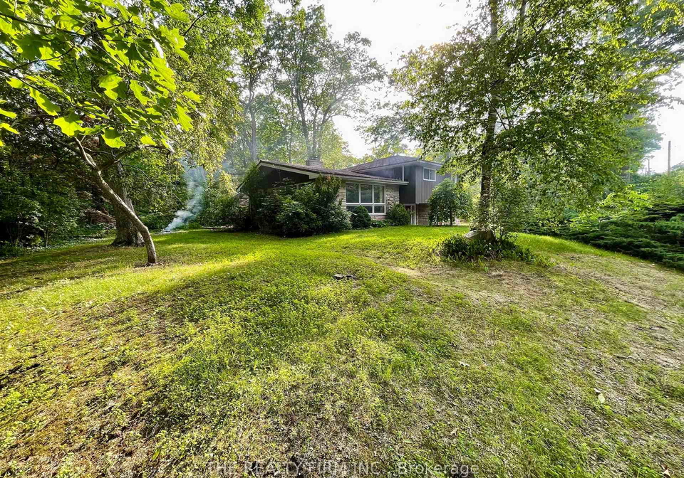 48-lake-road-lambton-shores-ontario-x13497114