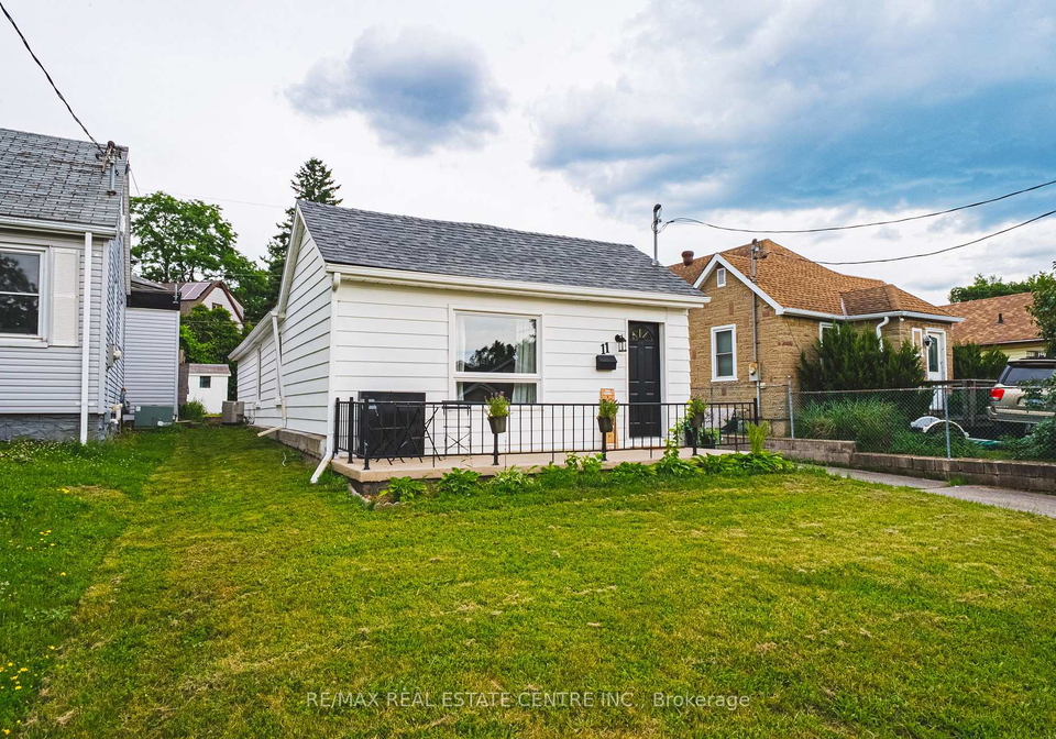 11-broadview-crescent-cambridge-ontario-x13497156