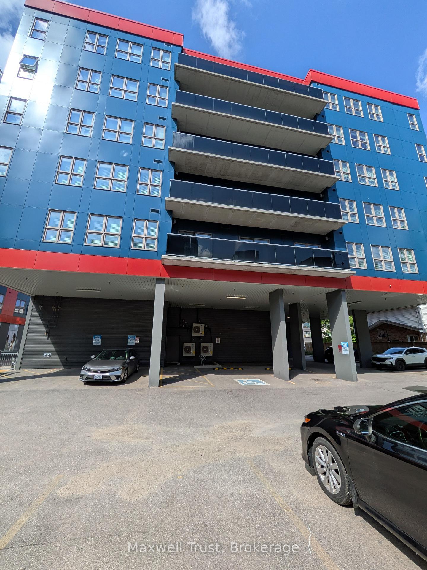 258c-sunview-street-waterloo-ontario-x13497302