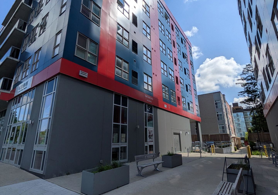 258c-sunview-street-waterloo-ontario-x13497302