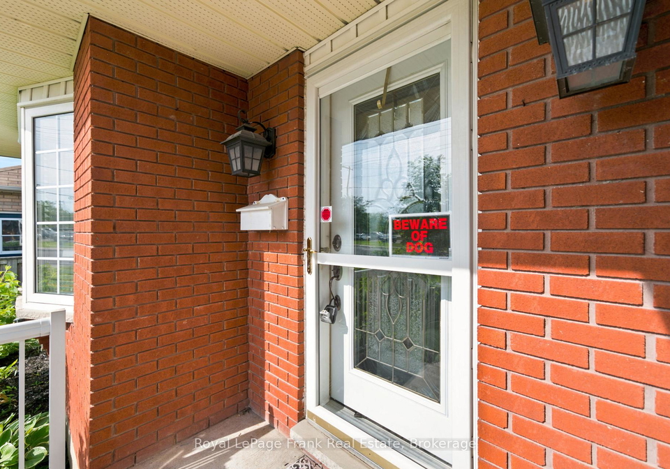 126-angeline-street-s-kawartha-lakes-ontario-x13497406