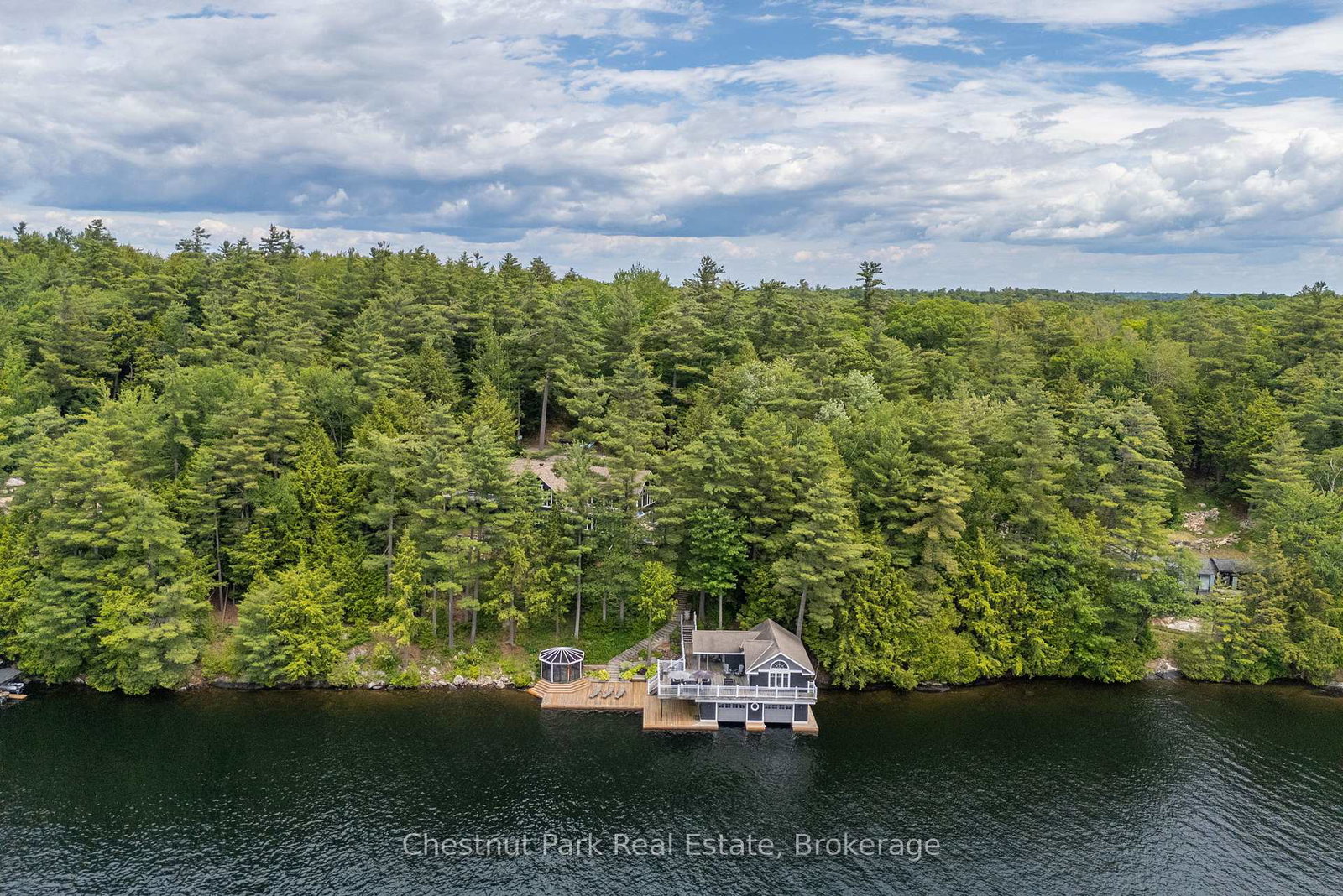 1077-hamills-point-road-muskoka-lakes-ontario-x13497476