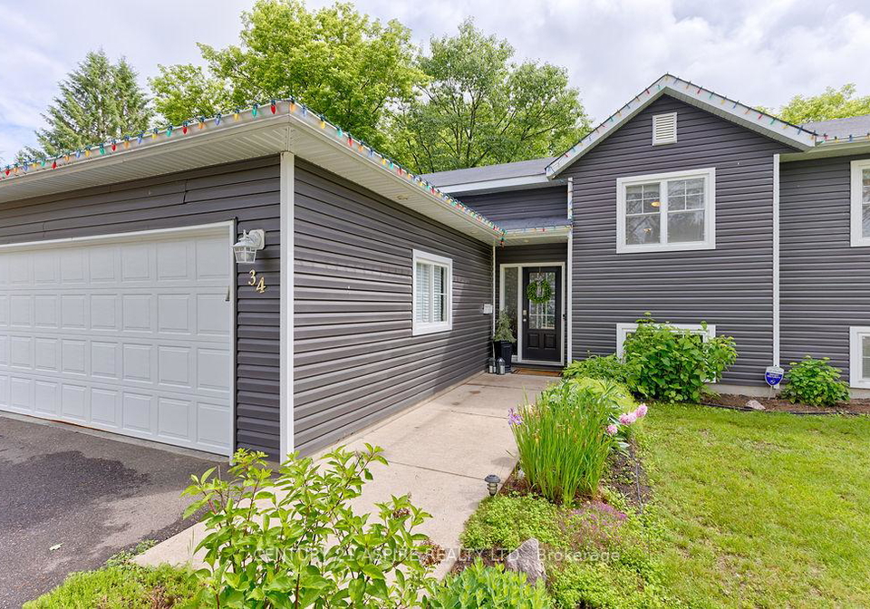 34-selkirk-street-petawawa-ontario-x13497858