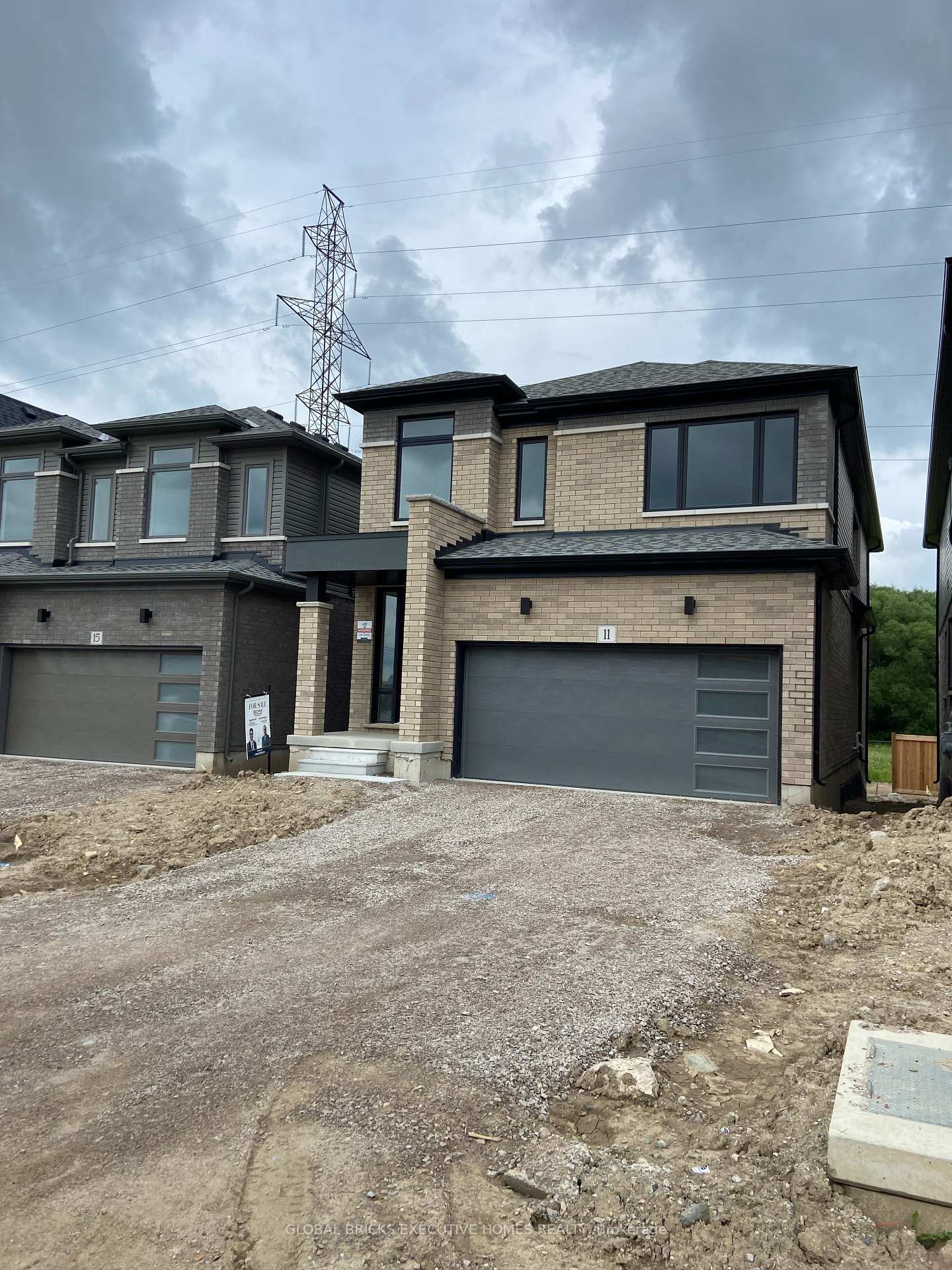 11-poett-avenue-stratford-ontario-x13498036