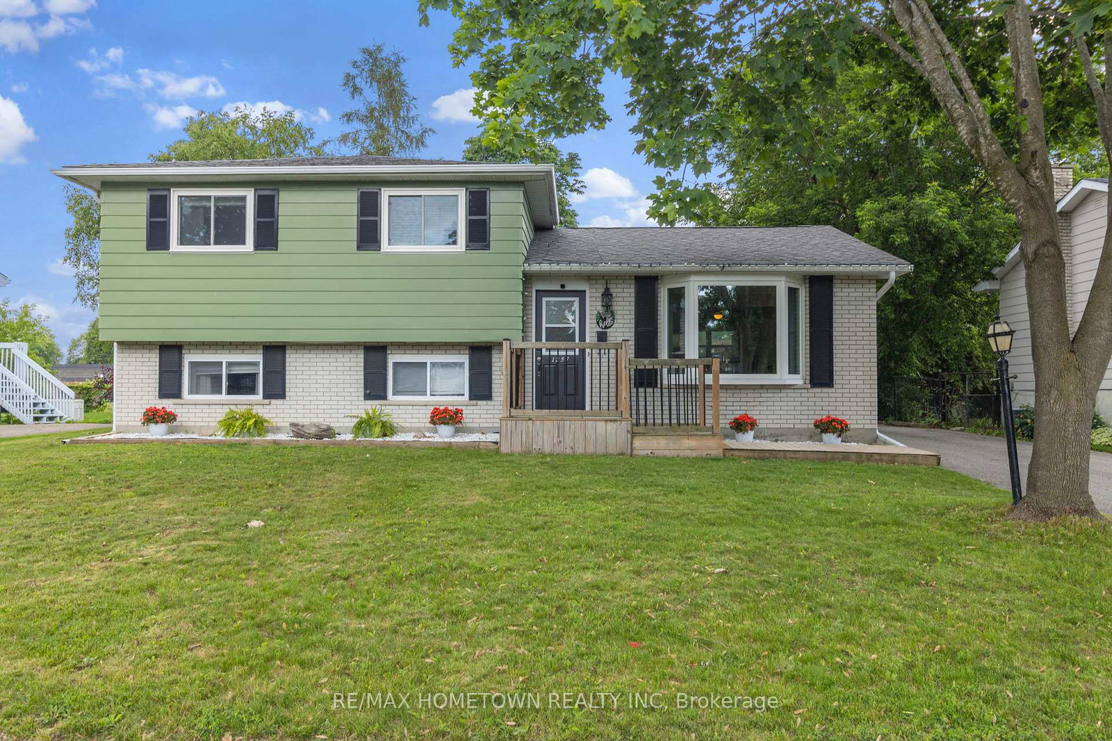 1257-peden-boulevard-brockville-ontario-x13498044