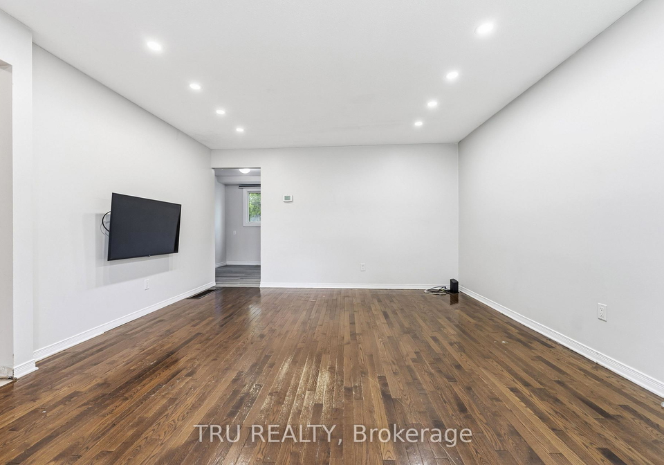 950-meadowlands-drive-ottawa-ontario-x13498228