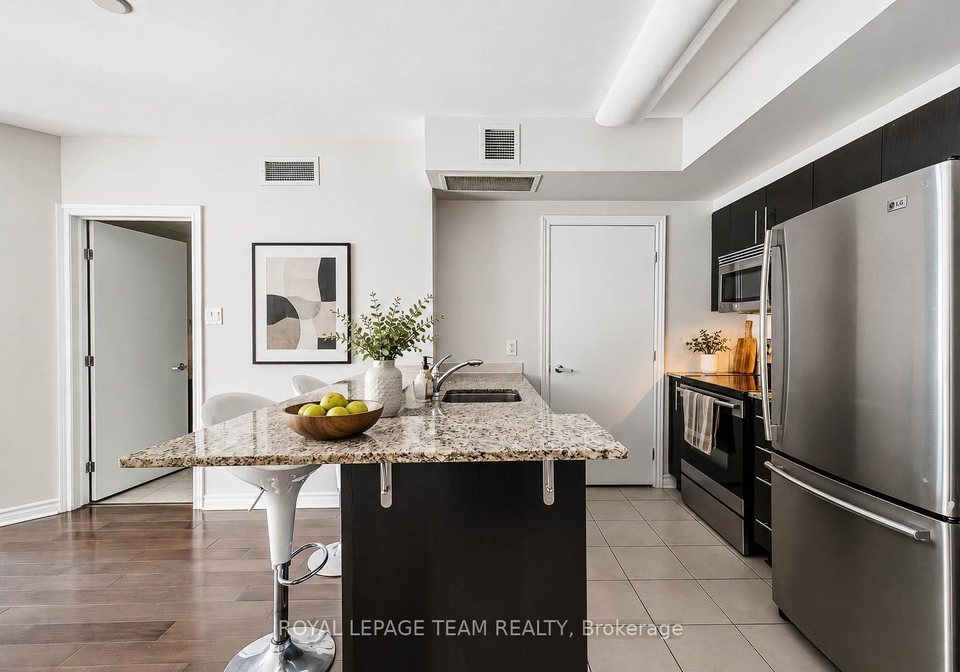 200-rideau-street-ottawa-ontario-x13498296
