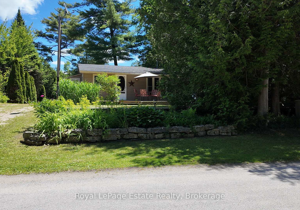 407-third-avenue-n-south-bruce-peninsula-ontario-x13498312