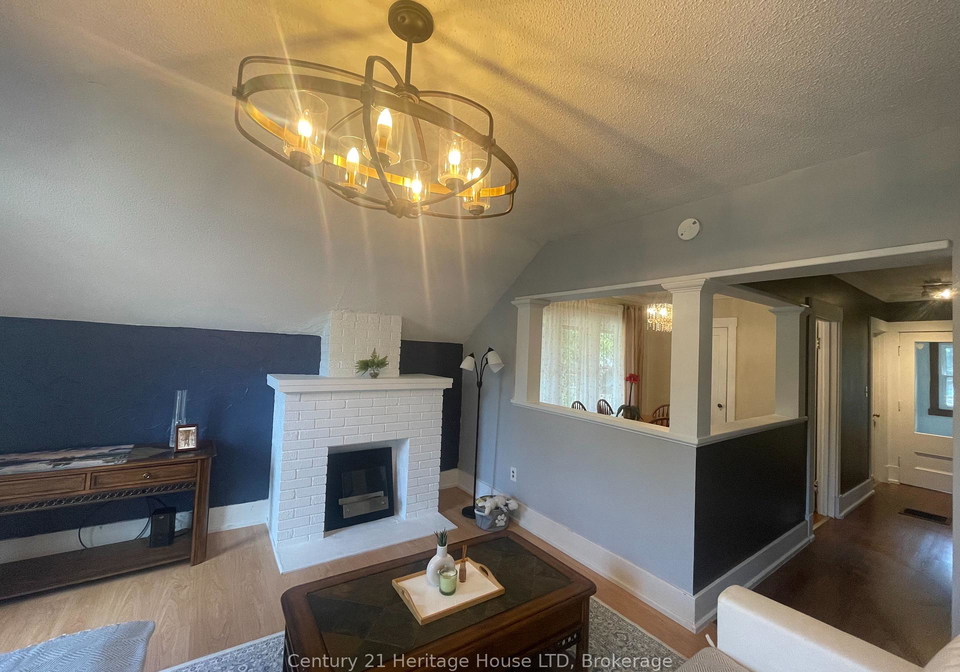 6042-culp-street-upper-unit-niagara-falls-ontario-x13498332
