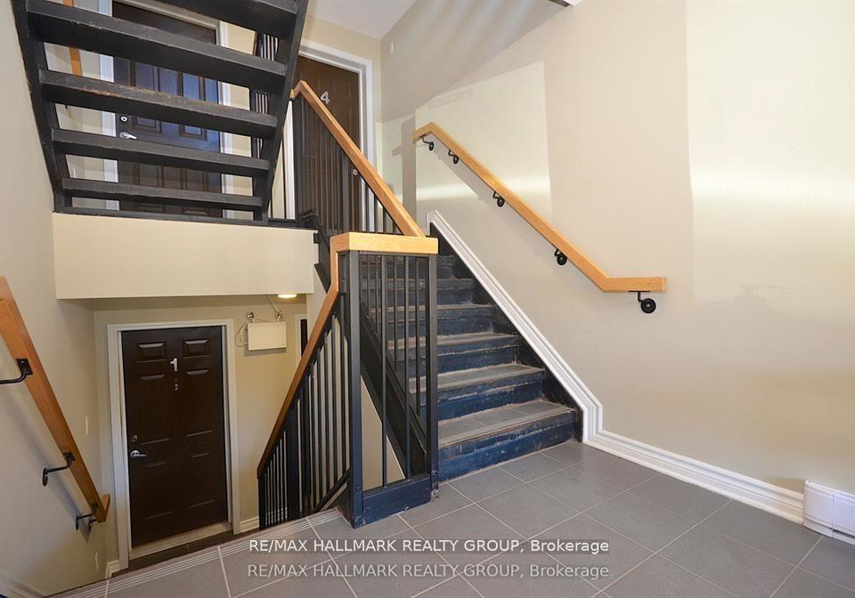 205-bluestone-private-ottawa-ontario-x13498456