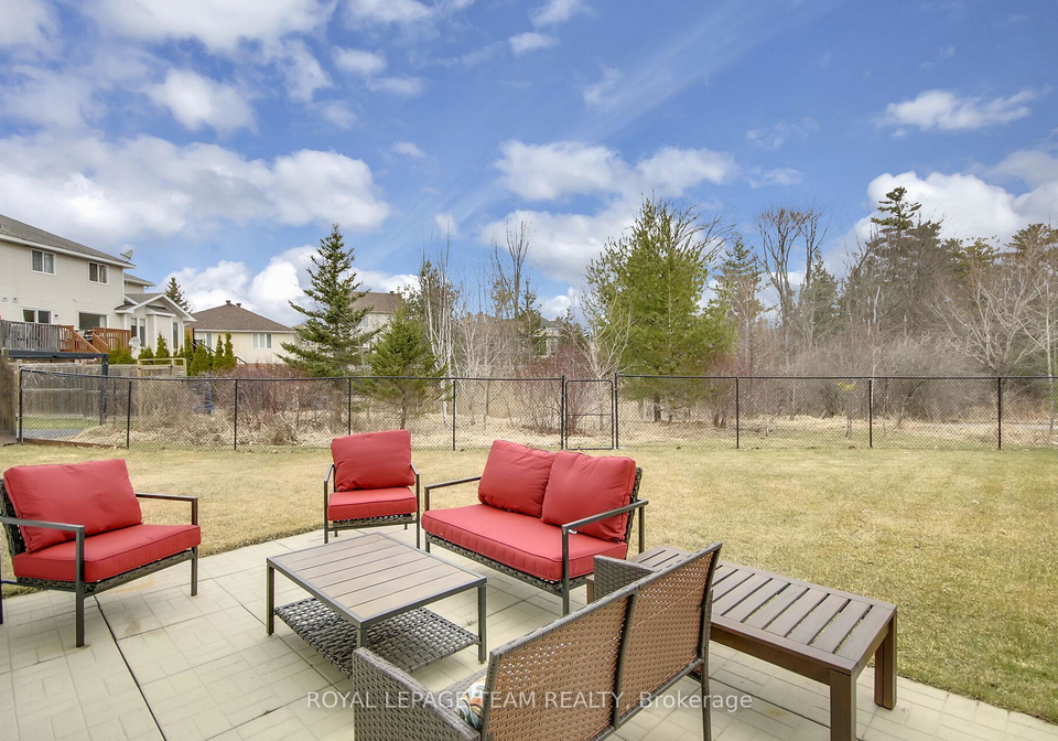 2136-bergamot-circle-ottawa-ontario-x13498536
