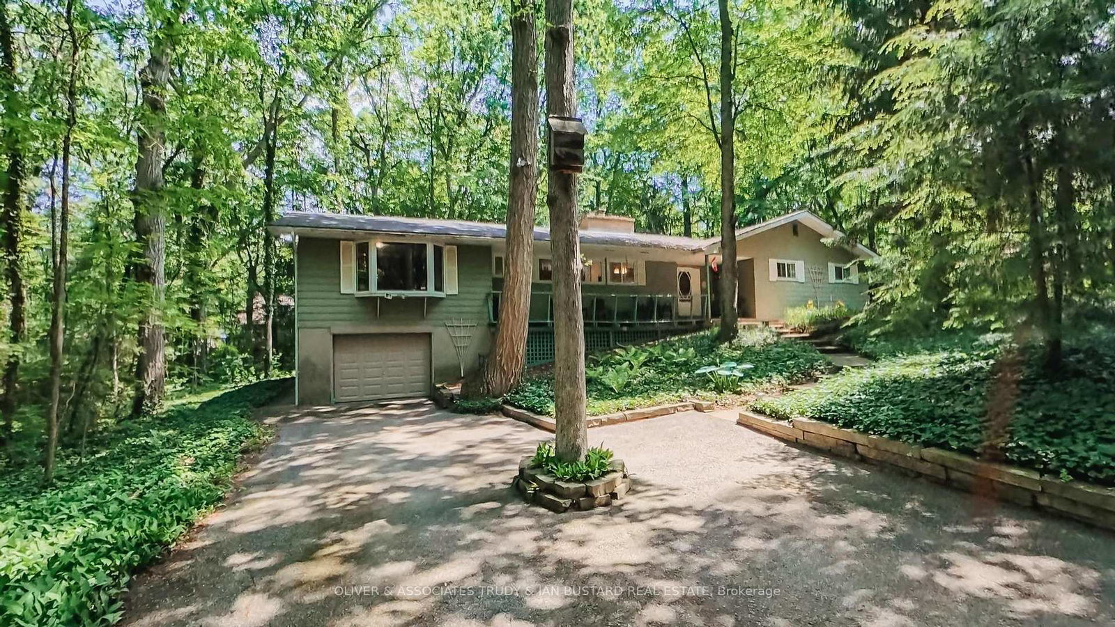 10294-s-brewster-boulevard-s-lambton-shores-ontario-x13498644