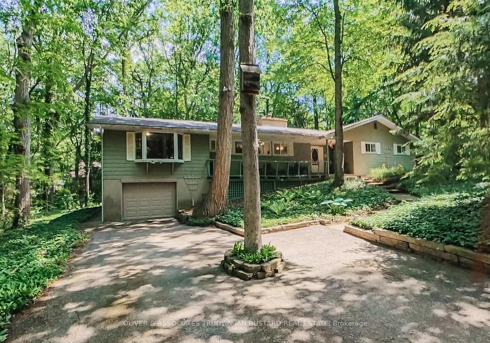 10294-s-brewster-boulevard-s-lambton-shores-ontario-x13498644