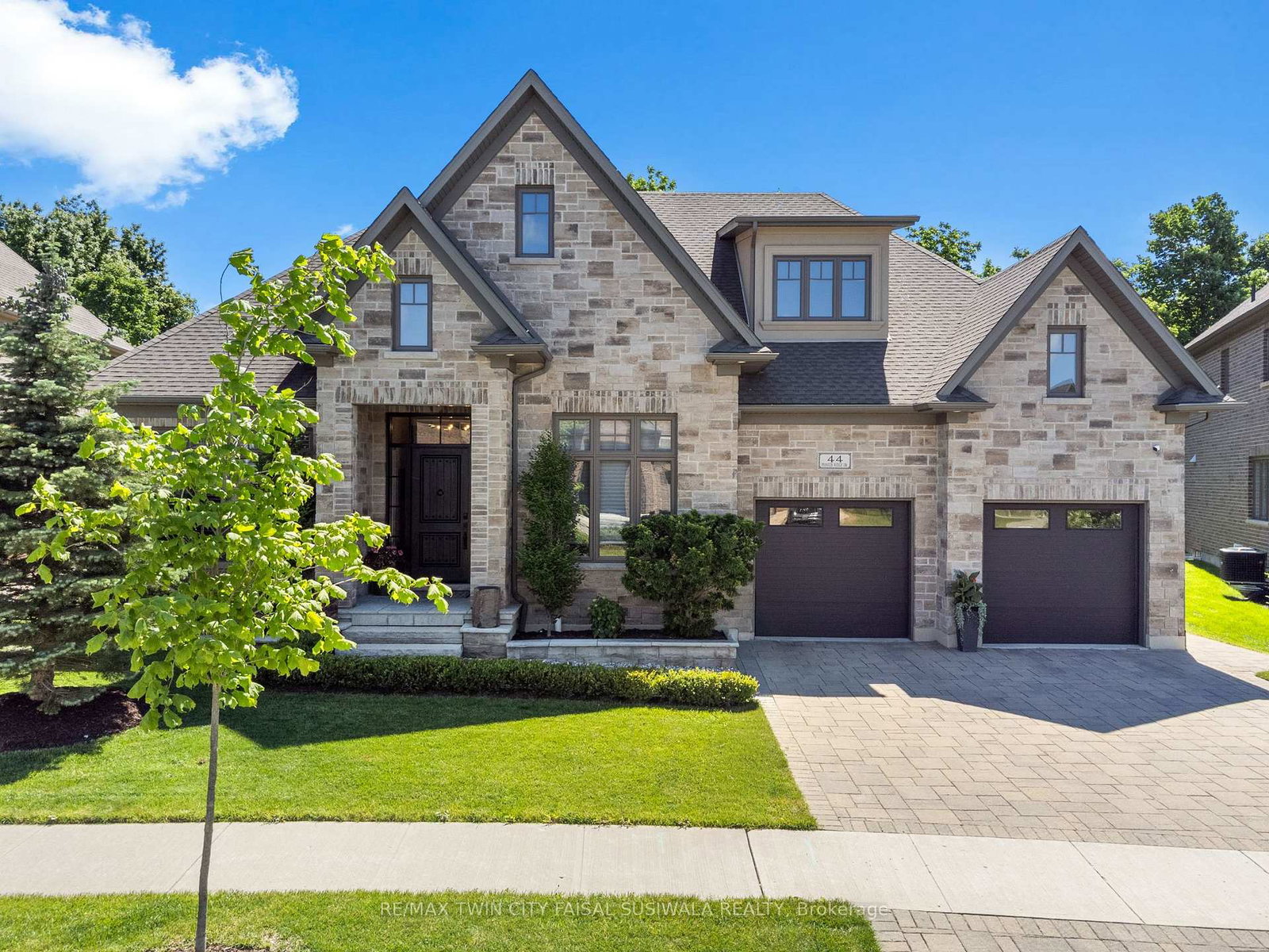 44-pioneer-ridge-drive-kitchener-ontario-x13498800