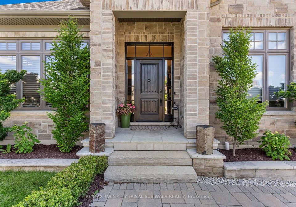 44-pioneer-ridge-drive-kitchener-ontario-x13498800