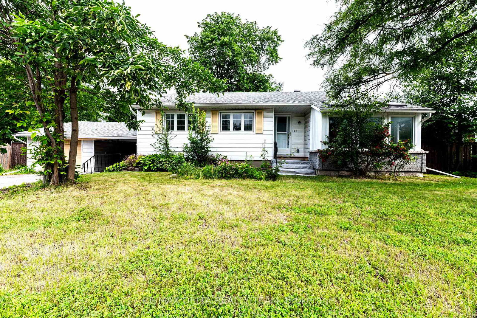 2801-baseline-road-ottawa-ontario-x13499114