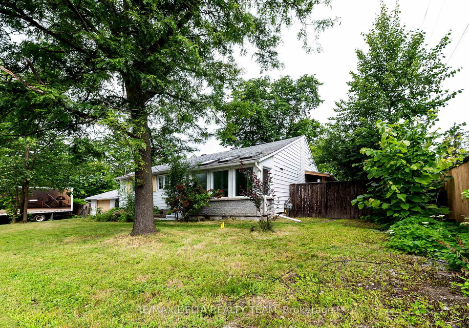 2801-baseline-road-ottawa-ontario-x13499128