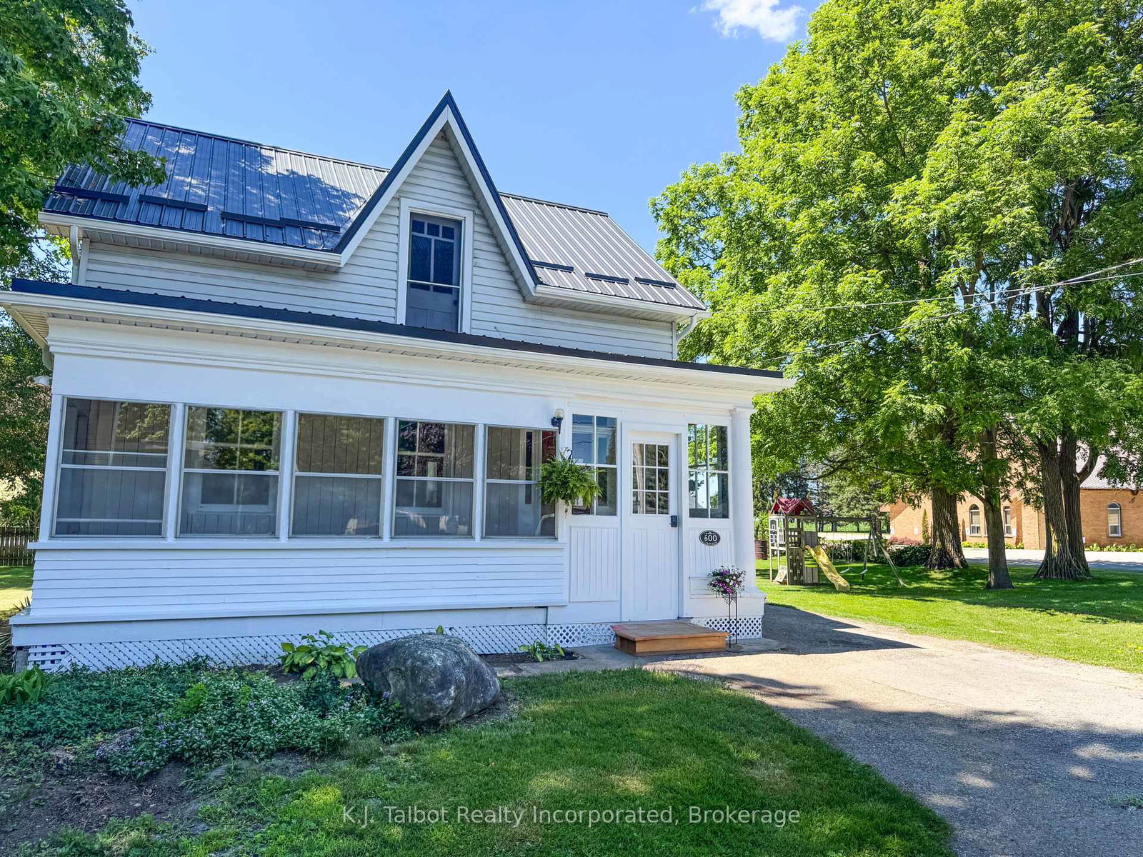 600-fishleigh-street-huron-east-ontario-x13499184