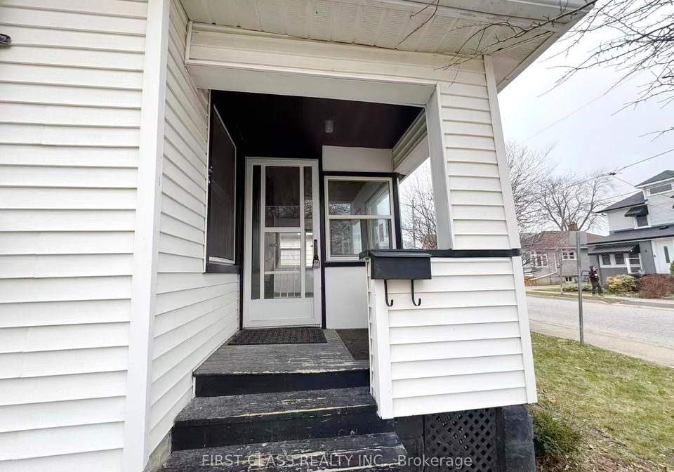 9-grantham-avenue-st-catharines-ontario-x13499234