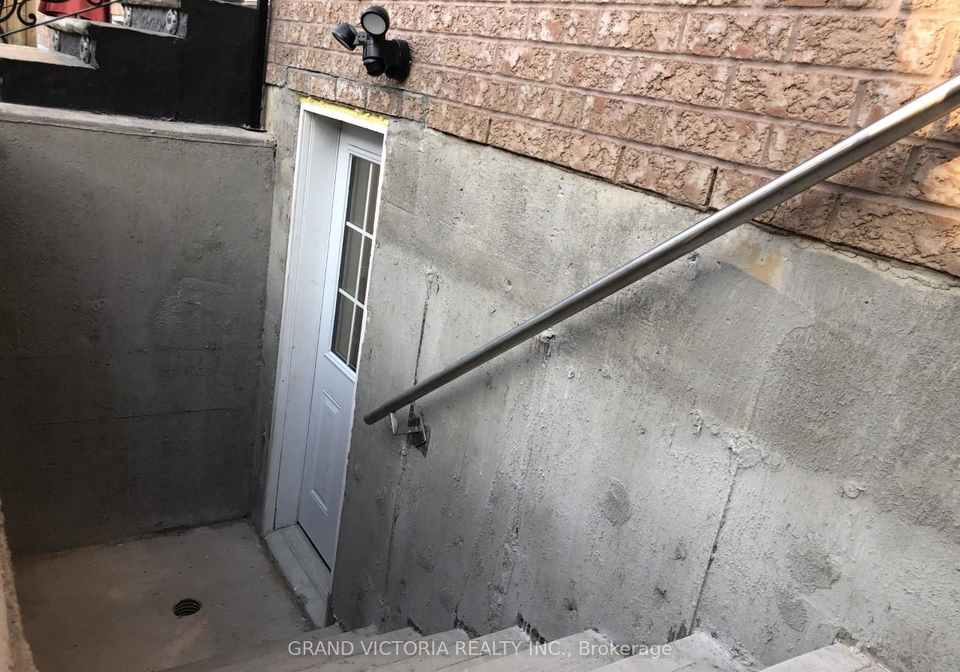 lower-185-skinner-road-hamilton-ontario-x13499268