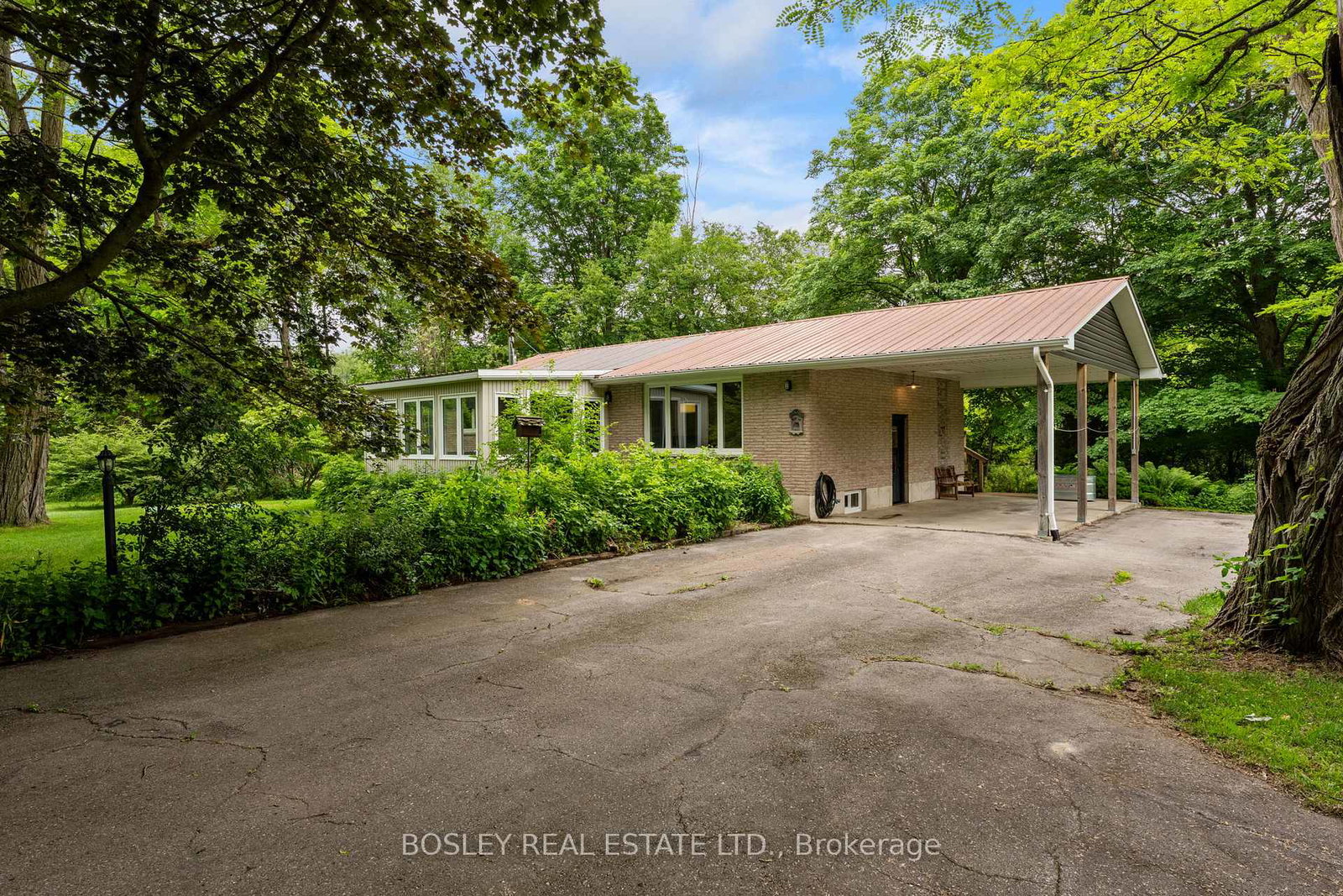 77446-orchard-line-central-huron-ontario-x13499418