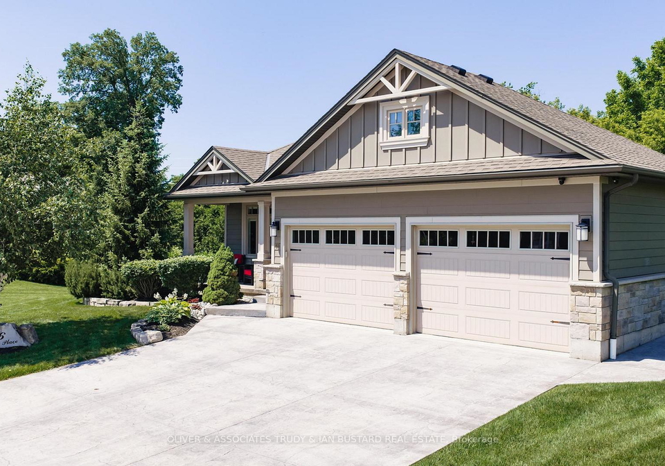 46-erin-place-lambton-shores-ontario-x13499438