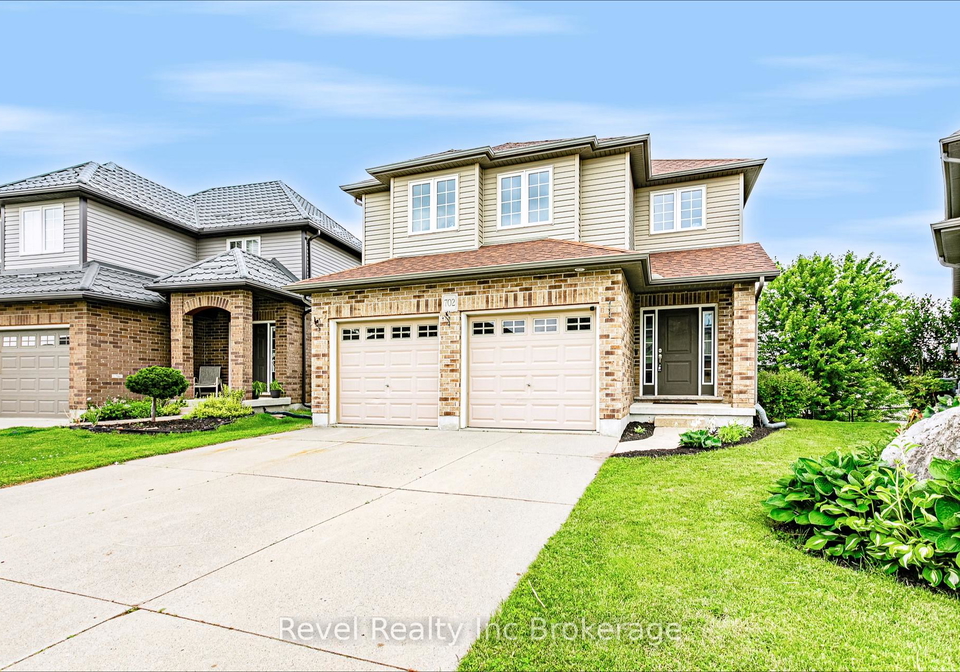 702-frontenac-crescent-woodstock-ontario-x13499480