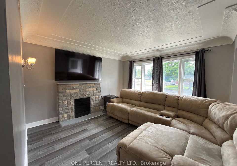 9-lyons-avenue-welland-ontario-x13499604
