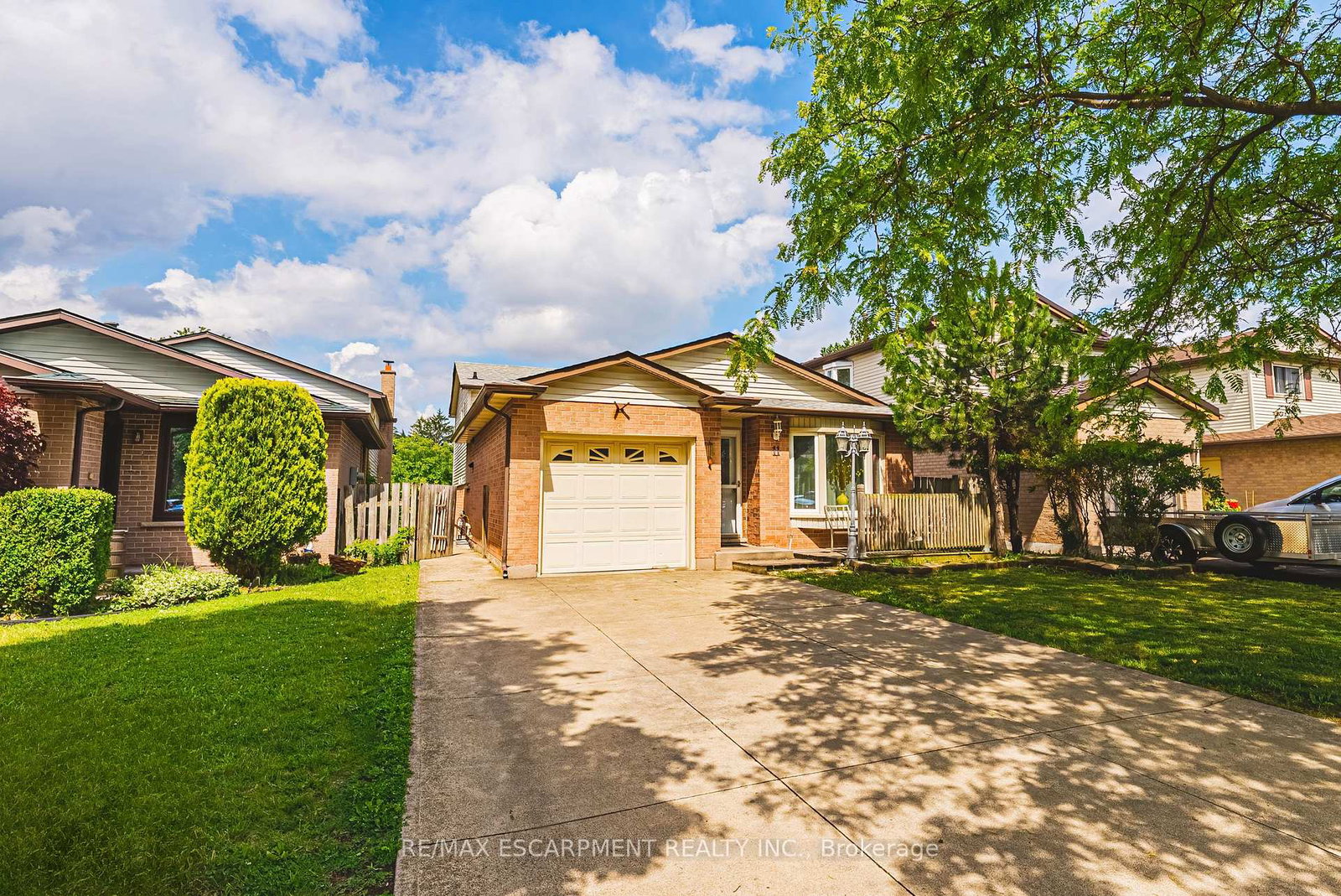 11-drakes-drive-hamilton-ontario-x13499766