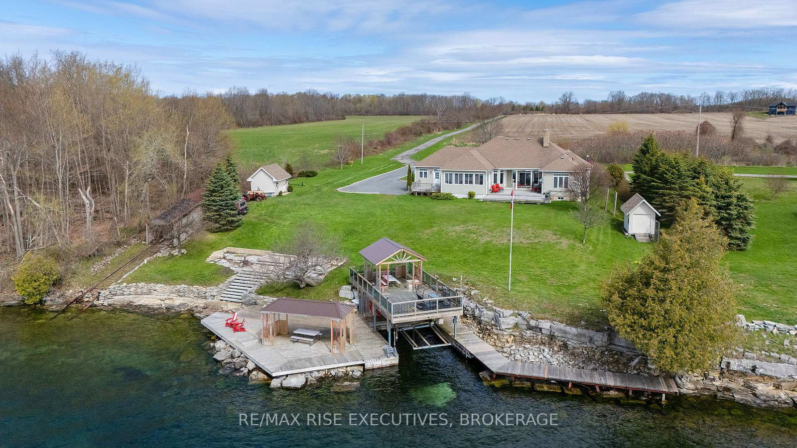 255-good-friend-drive-frontenac-islands-ontario-x13500046